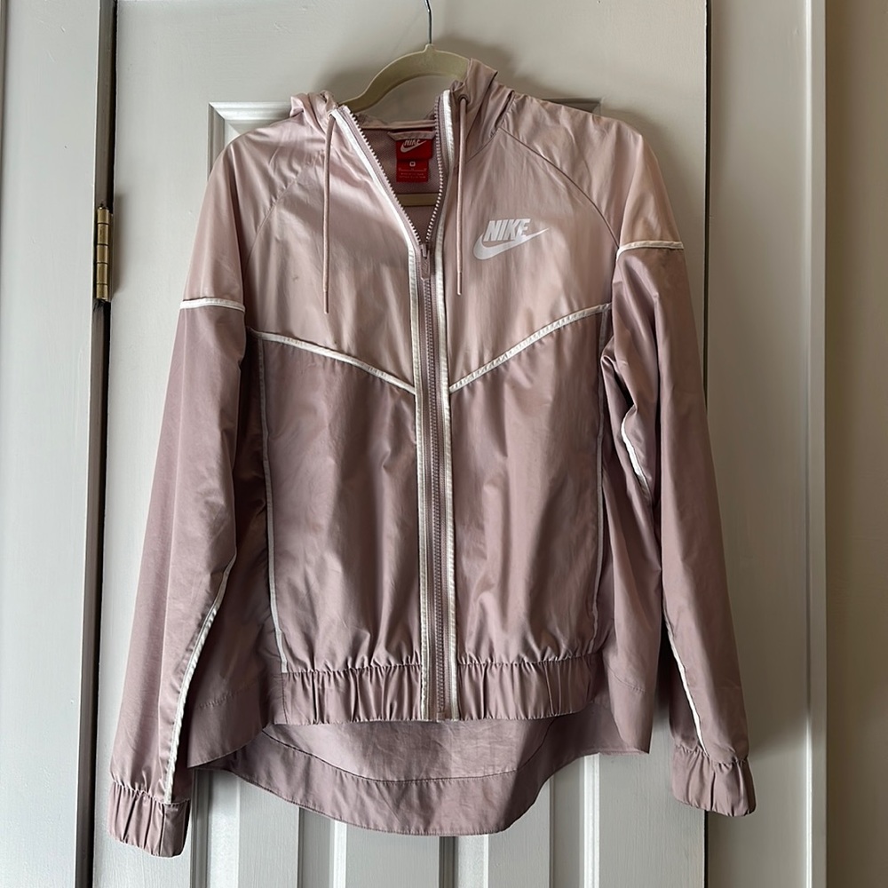 Nike women’s zip up jacket
